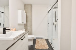 Salle de bains attenante à la CCP