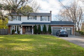 44 Rue Linden