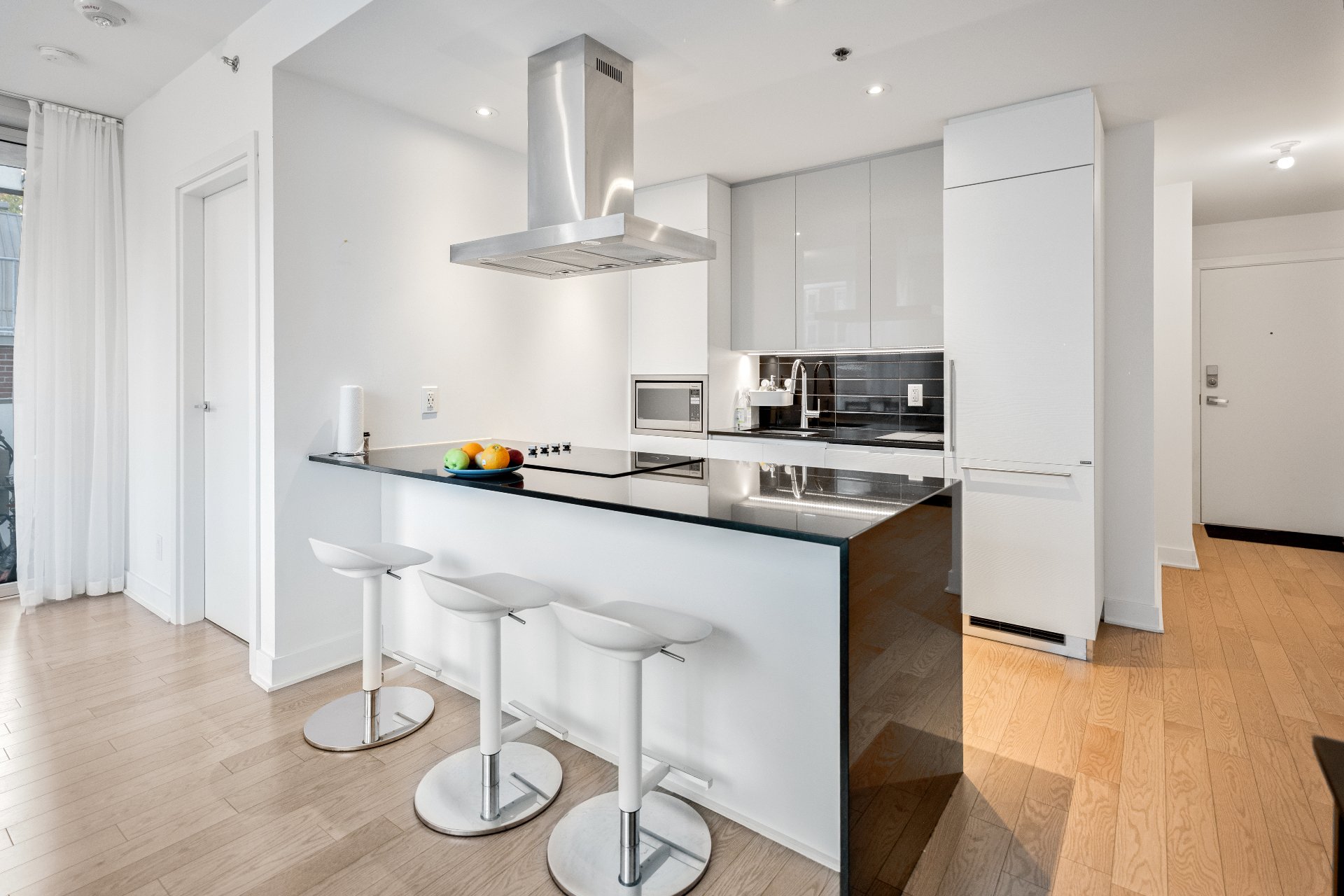 Joelle Bitar / #24961894