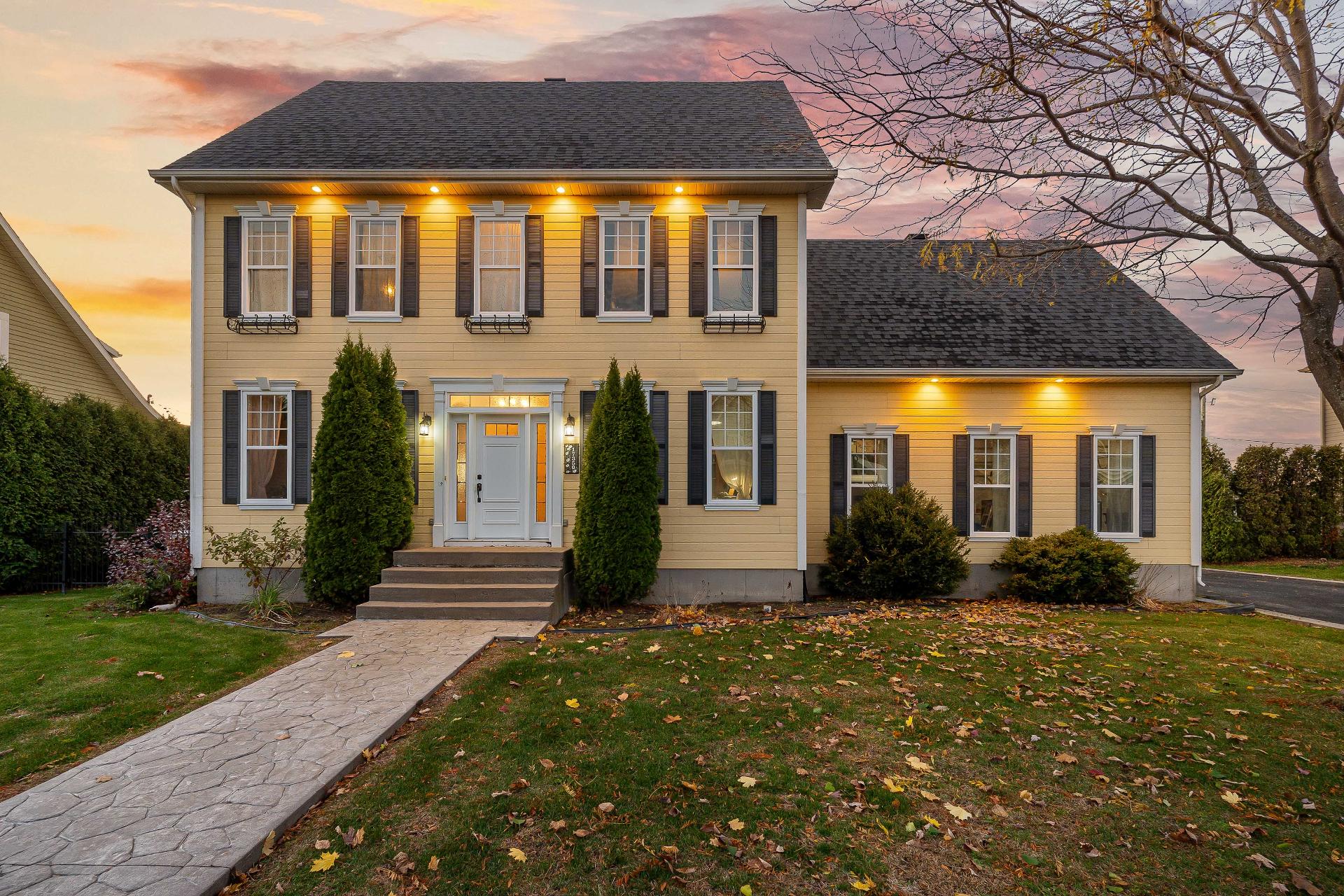 17350 Rue Évangéline