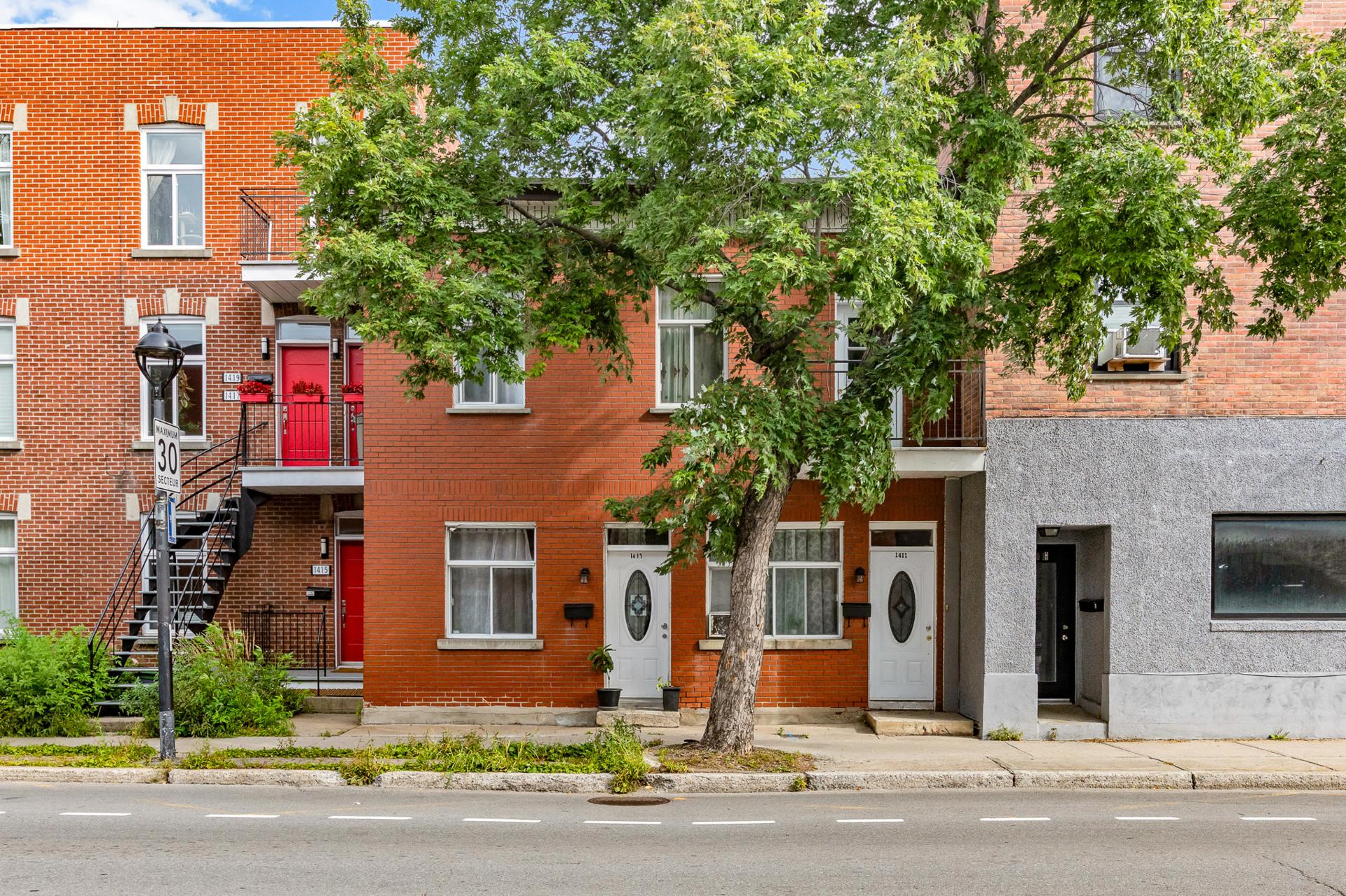  1411 Av. de l'Église