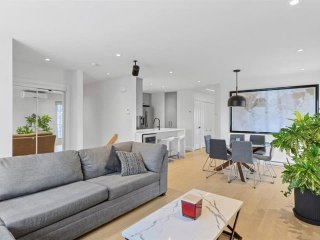 #4 - 131 Rue Prince