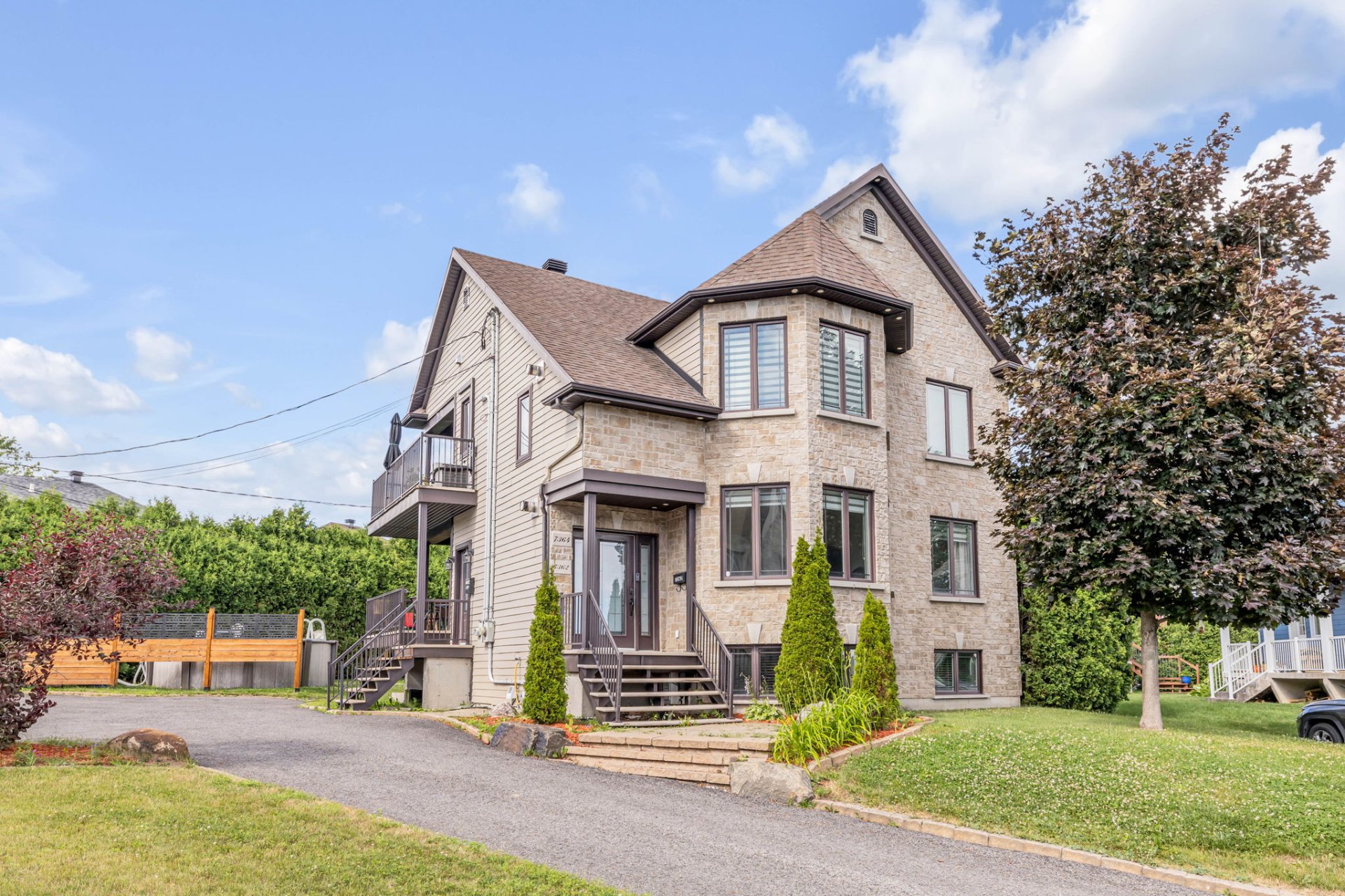 7362 Av. des Faisans