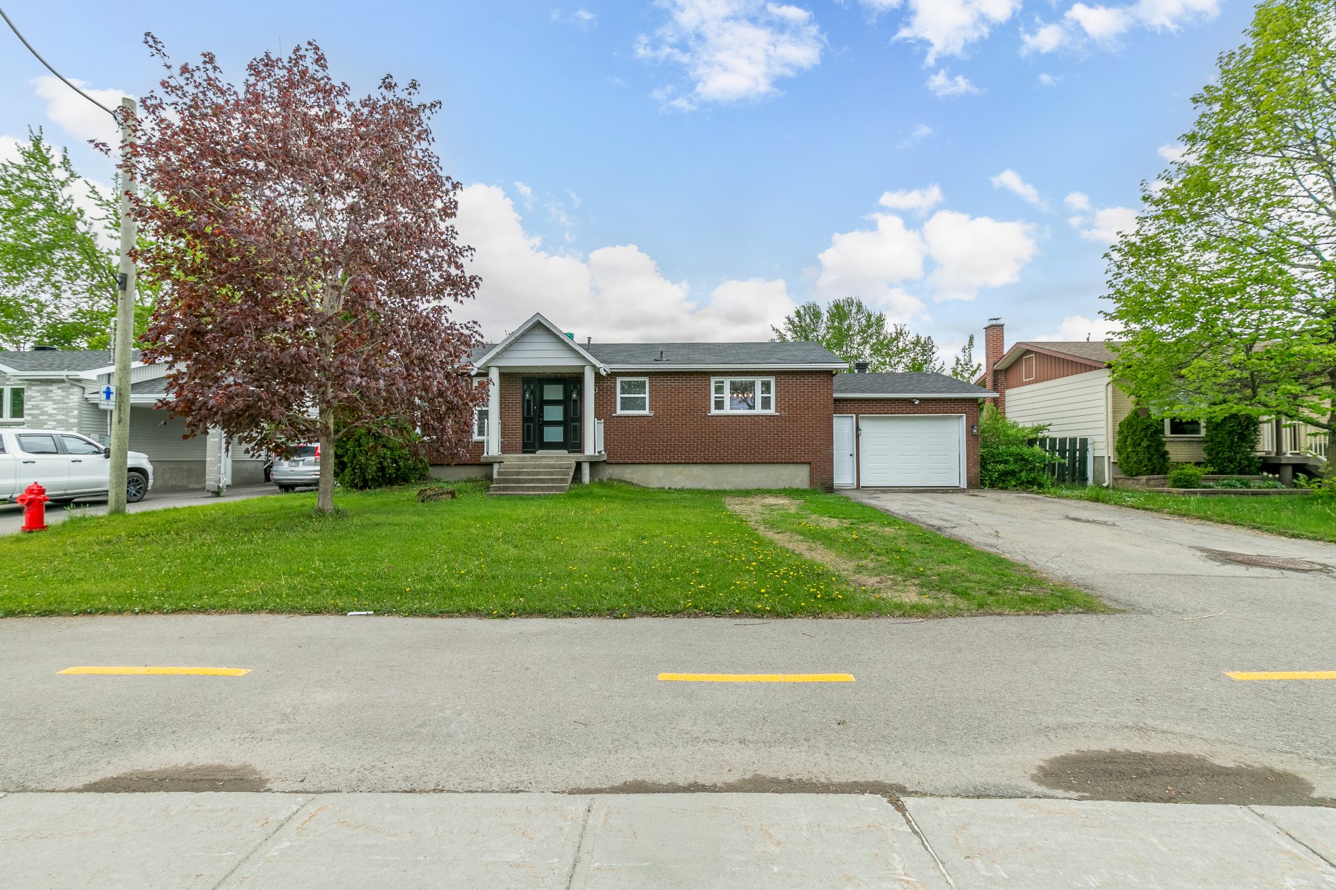  162 Av. Therrien