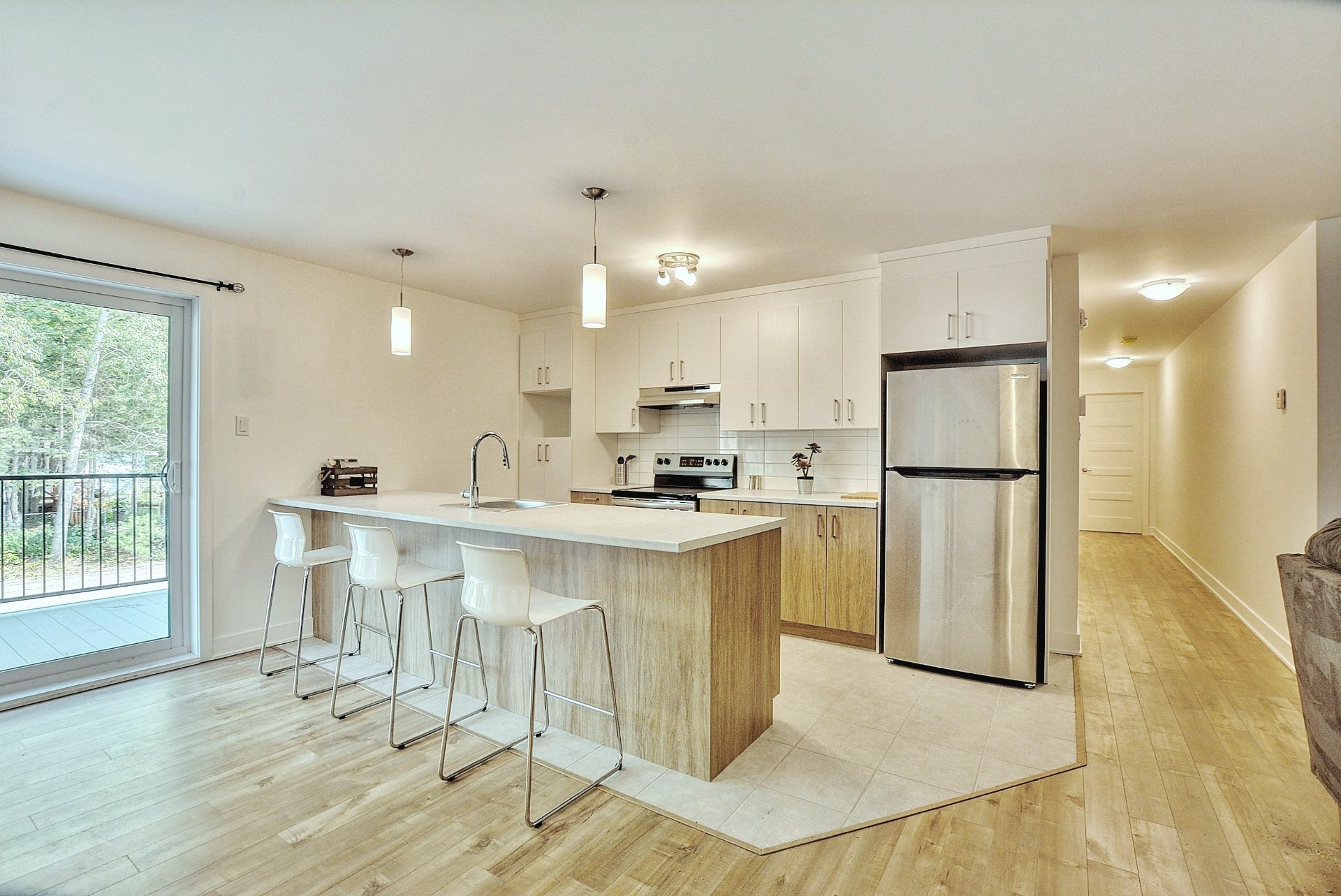 #304 - 4109 Rue Champlain