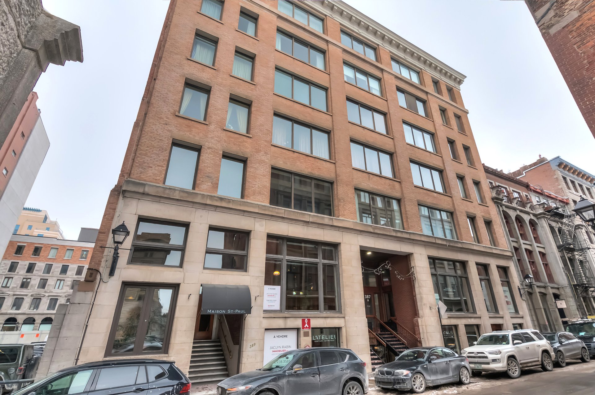 #102 - 387 Rue St-Paul O.
