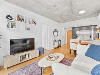 #A311 - 2615 Rue Augustin-Cantin