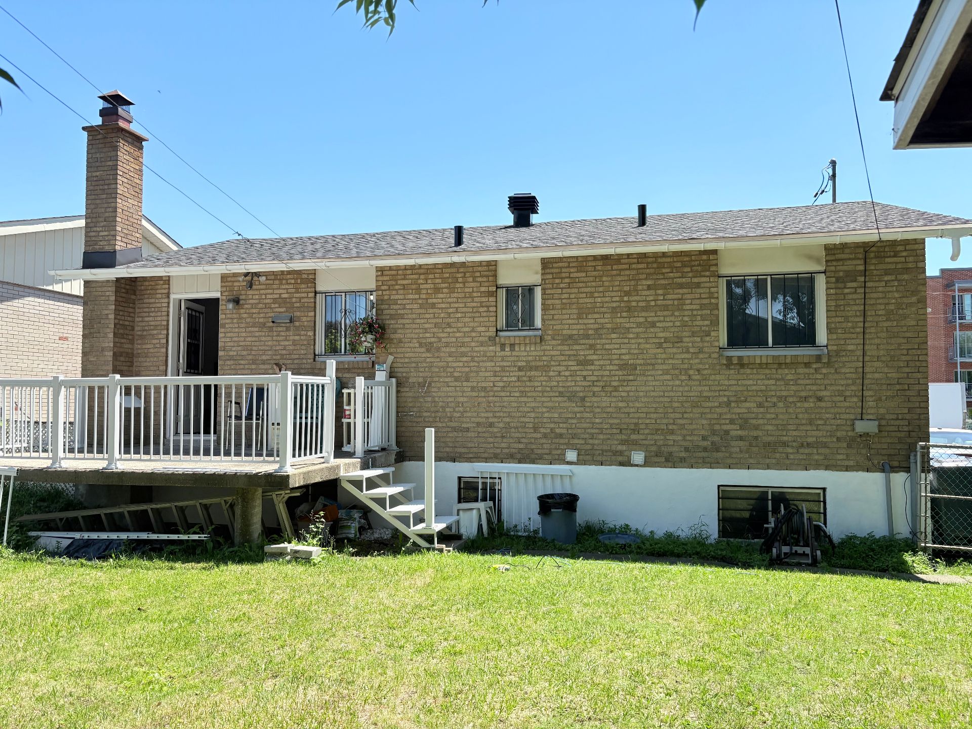  1615 Rue Walnut