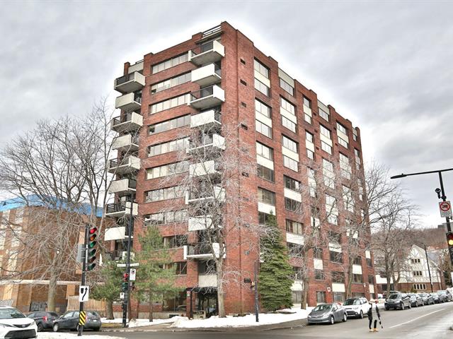 #304 - 3001 Rue Sherbrooke O.