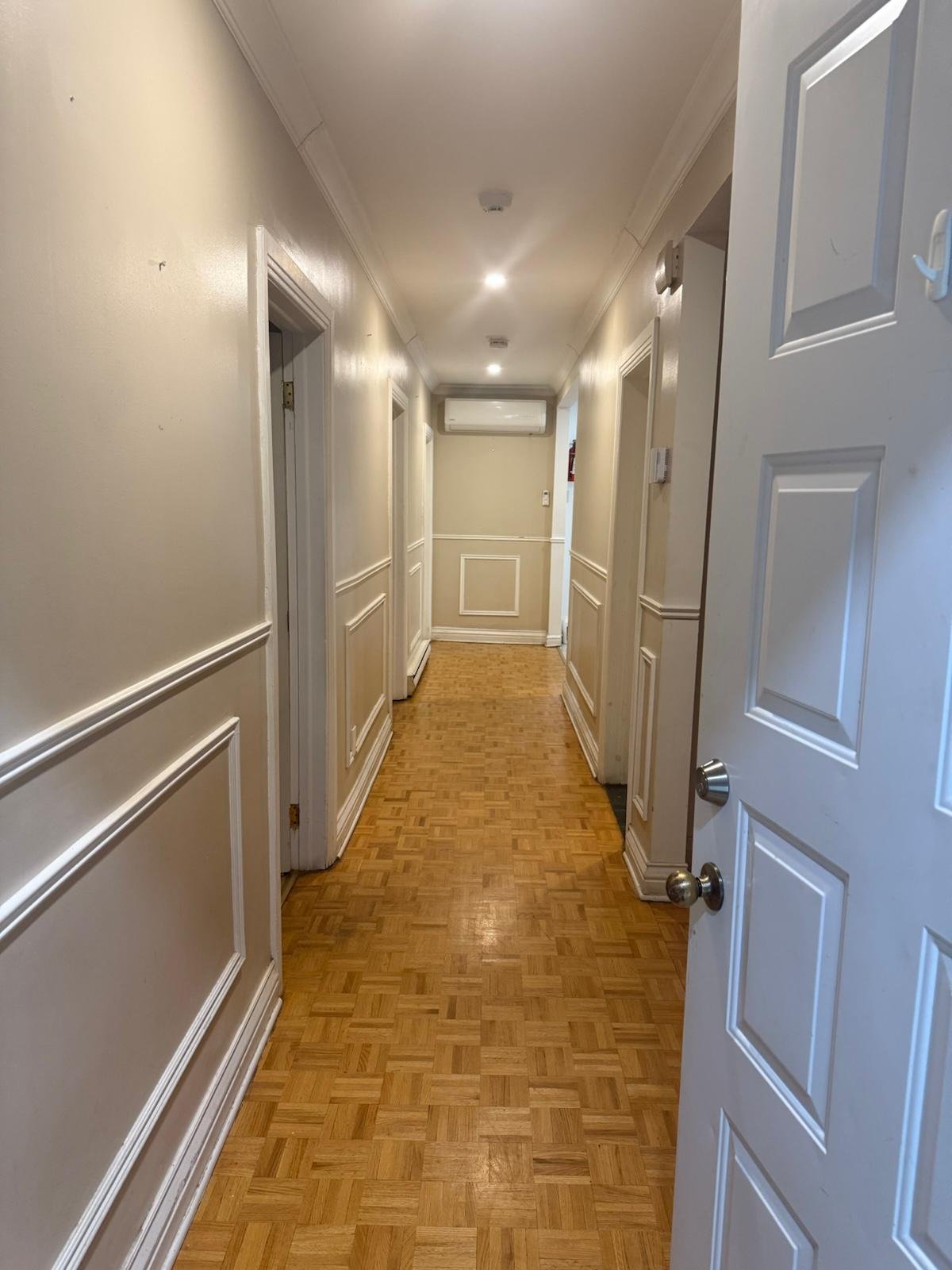  10859 Av. de London