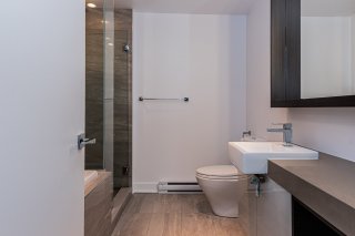 Salle de bains attenante à la CCP