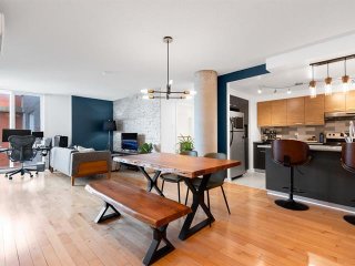 #1053 - 4740 Rue Jean-Talon E.