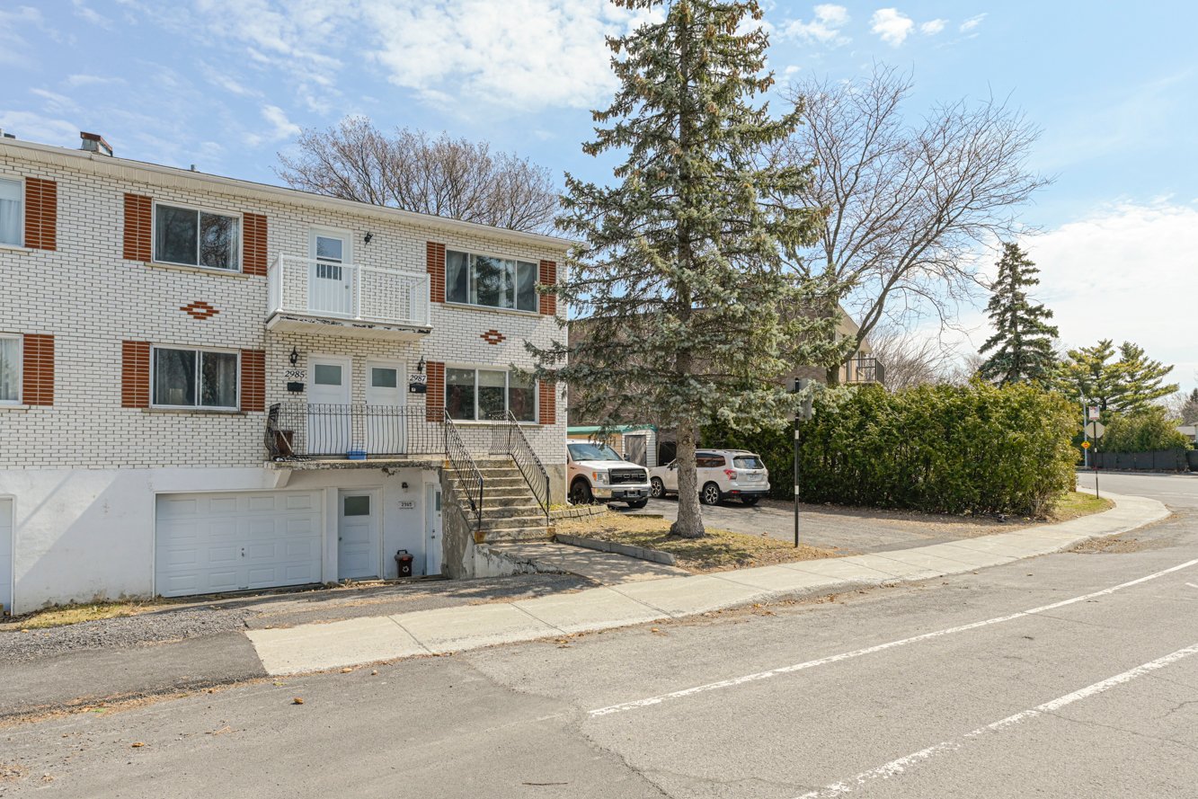 2985 Rue Belcourt