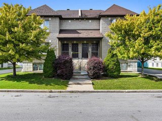 5001 Rue de Horta