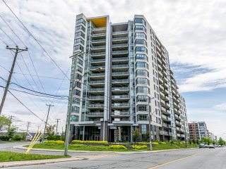 #504 - 7051 Rue Allard