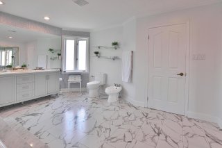 Salle de bains attenante à la CCP