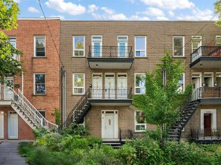 6254 Rue Cartier