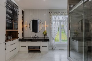 Salle de bains attenante à la CCP