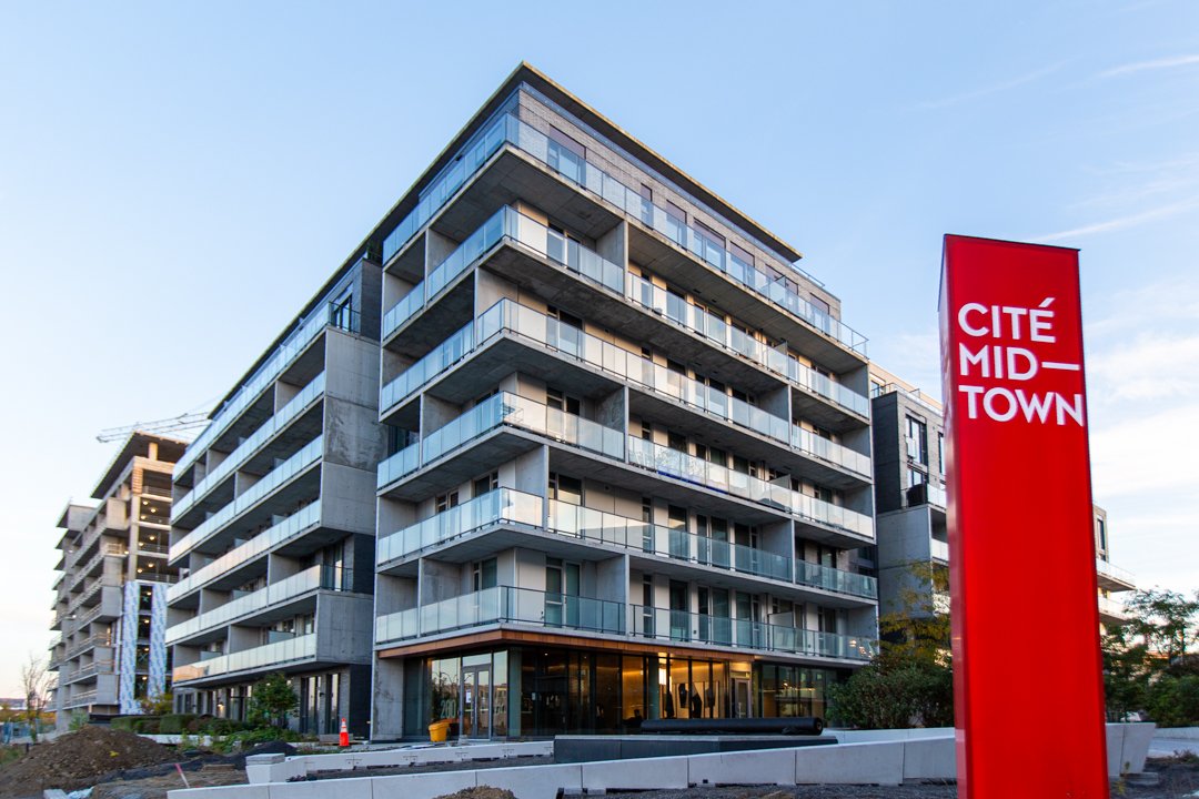 #311 - 200 Boul. Marcel-Laurin