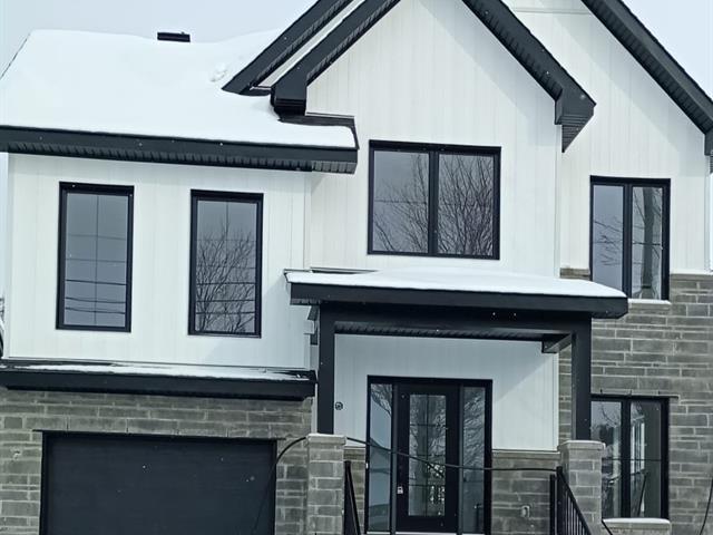 1602 Rue des Merisiers