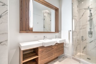 Salle de bains attenante à la CCP