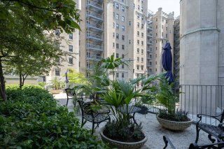 #C-40-1321 Rue Sherbrooke O. Montréal (Ville-Marie)