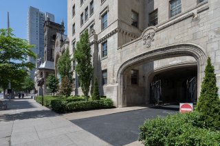 #C-40-1321 Rue Sherbrooke O. Montréal (Ville-Marie)