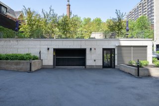 #C-40-1321 Rue Sherbrooke O. Montréal (Ville-Marie)