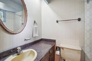 Ensuite bathroom