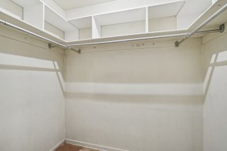 Walk-in closet