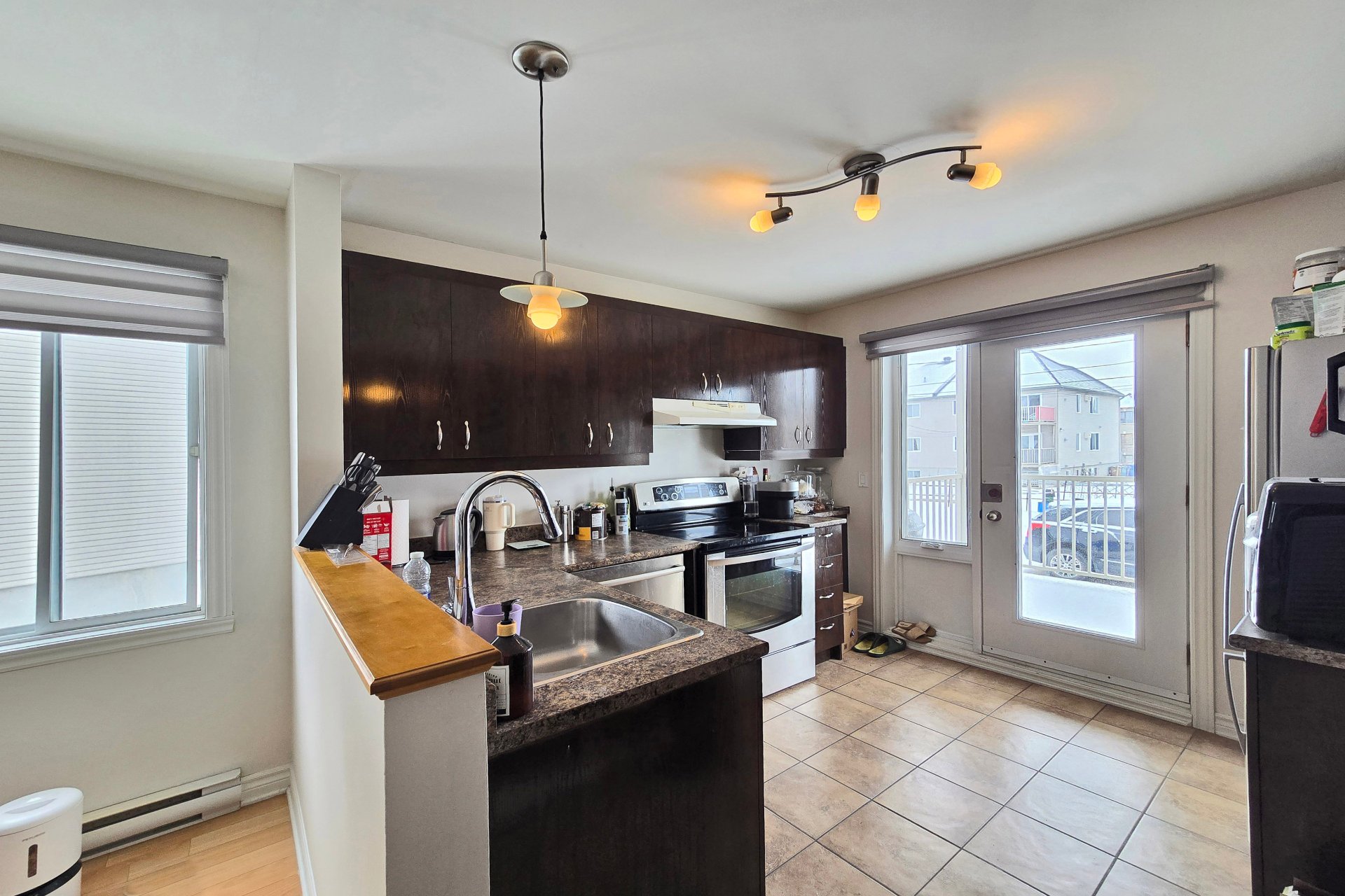 1452 Rue de Ponta-Delgada