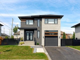 8 Rue Léon-Giroux