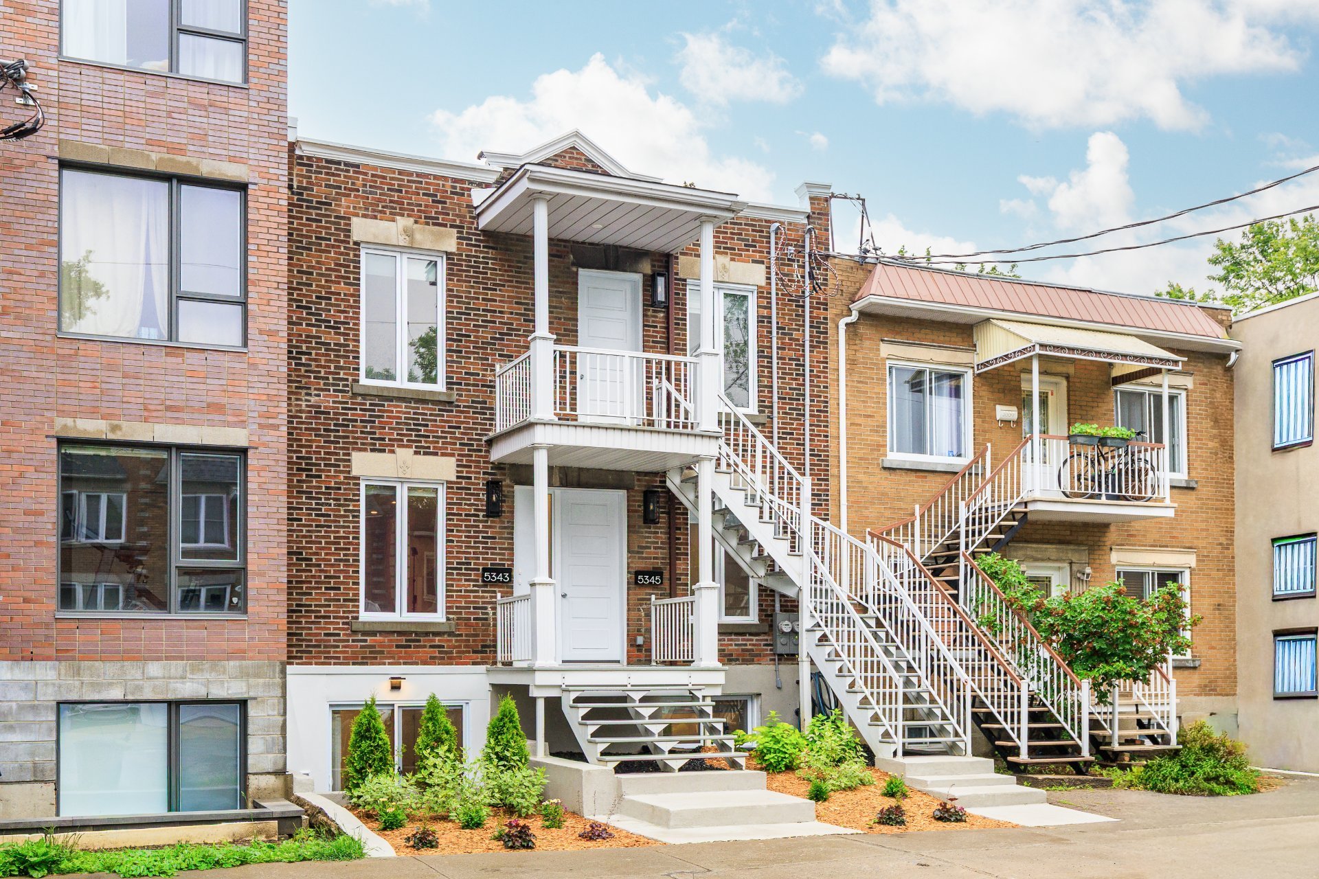 5343 - 5347  Av. Jeanne-d'Arc