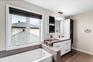 Salle de bains attenante à la CCP