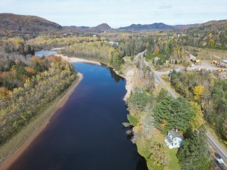 Vue sur l'eau