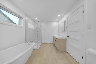 Ensuite bathroom