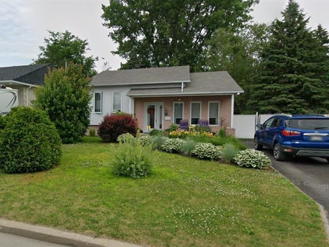 964 Boul. Jacques-DeGeay