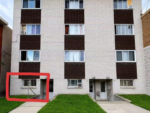 1126 Rue Woodland