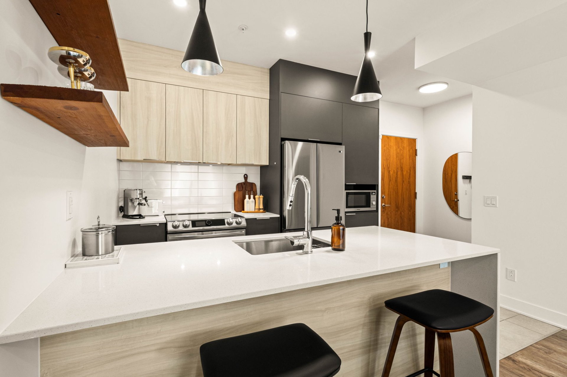 #214 - 3040 Rue de la Comtesse