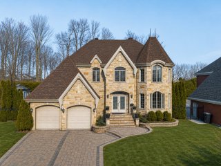 222 Rue Laurier