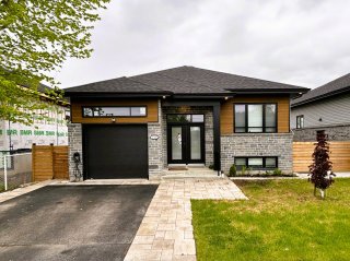 212 Rue Deneault