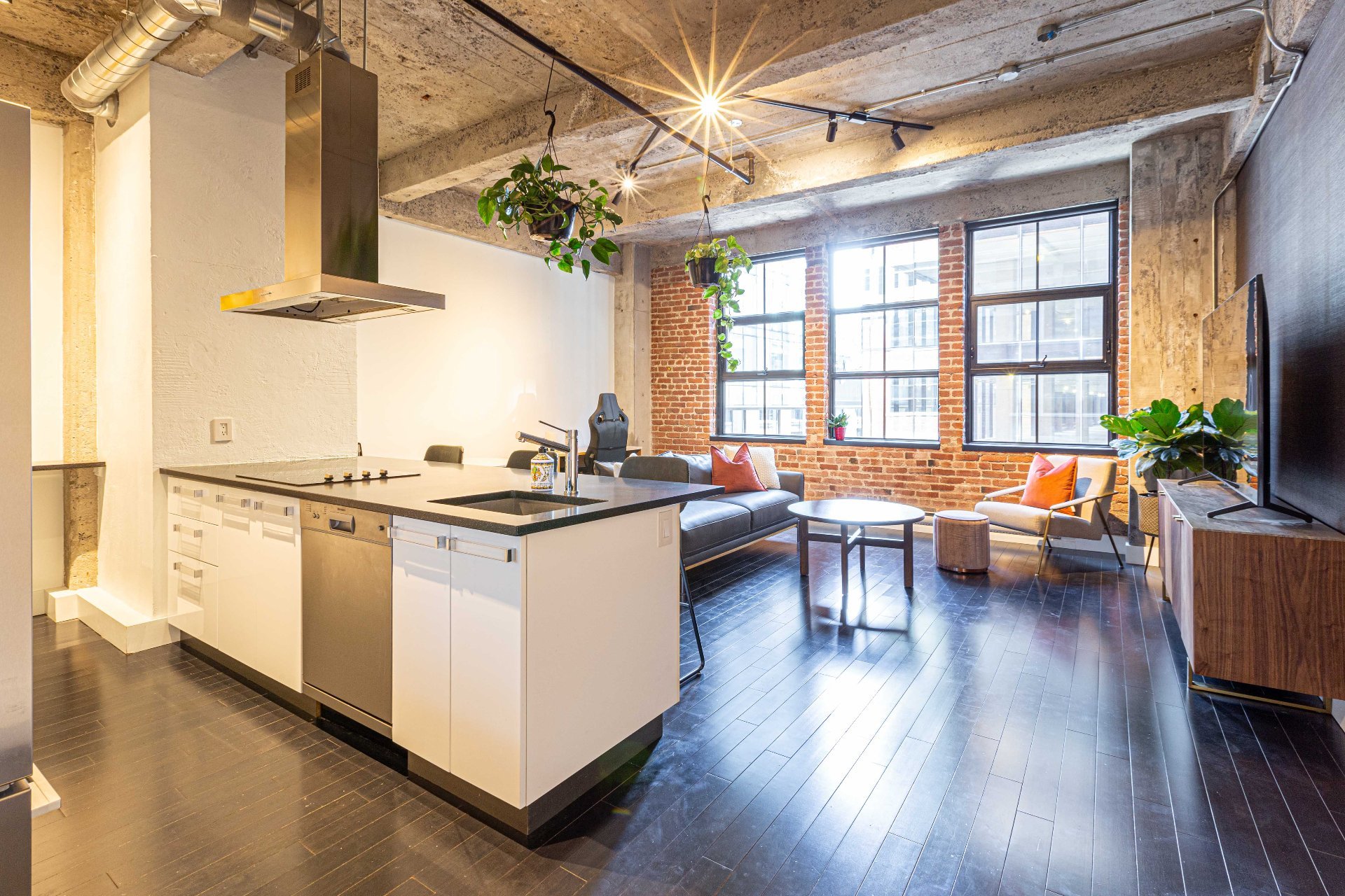 #506 - 1061 Rue St-Alexandre