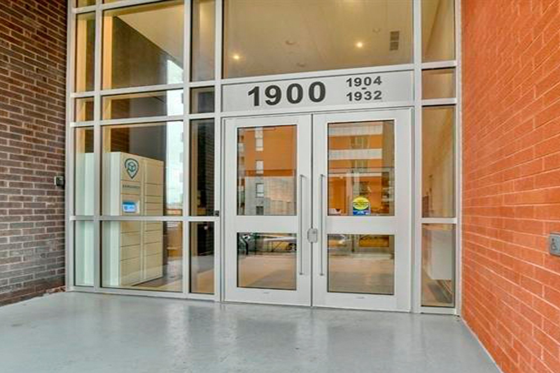 #1502 - 1900 Rue Émile-Martineau