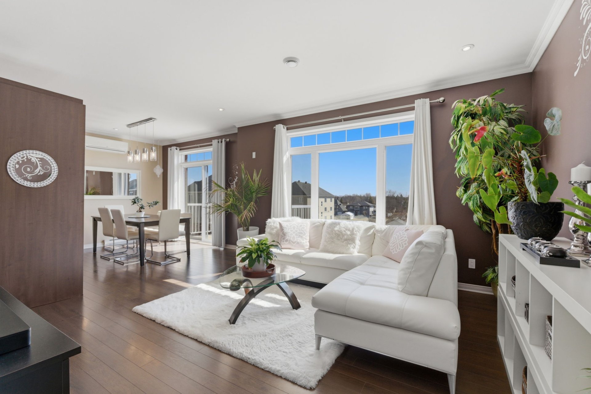 Joelle Bitar / #26258734