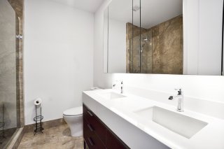 Ensuite bathroom