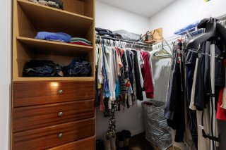 Walk-in closet