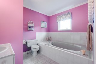 Salle de bains attenante à la CCP