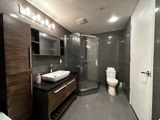 Salle de bains attenante à la CCP