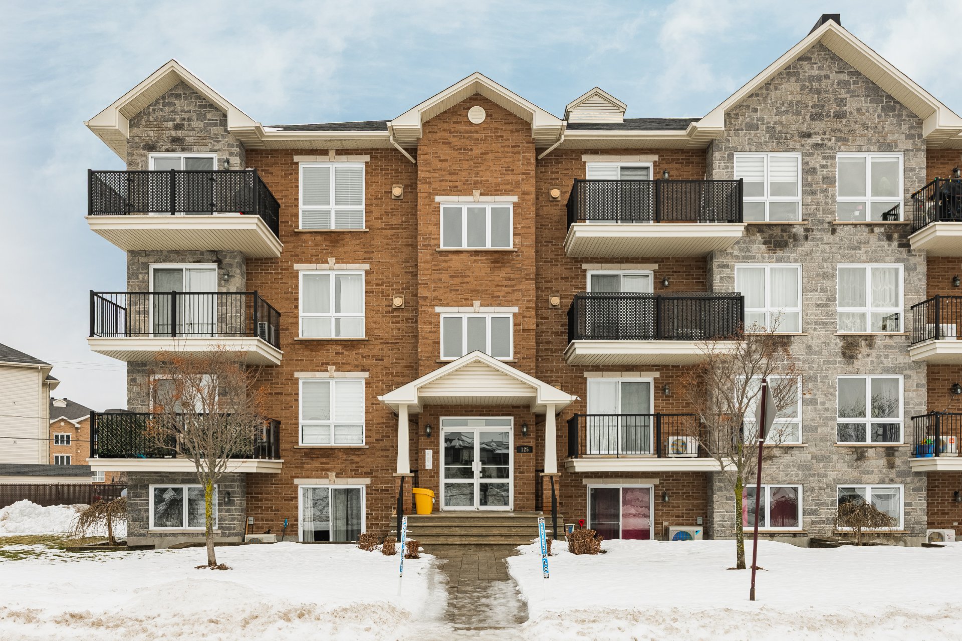 #301 - 125 Rue Toe-Blake