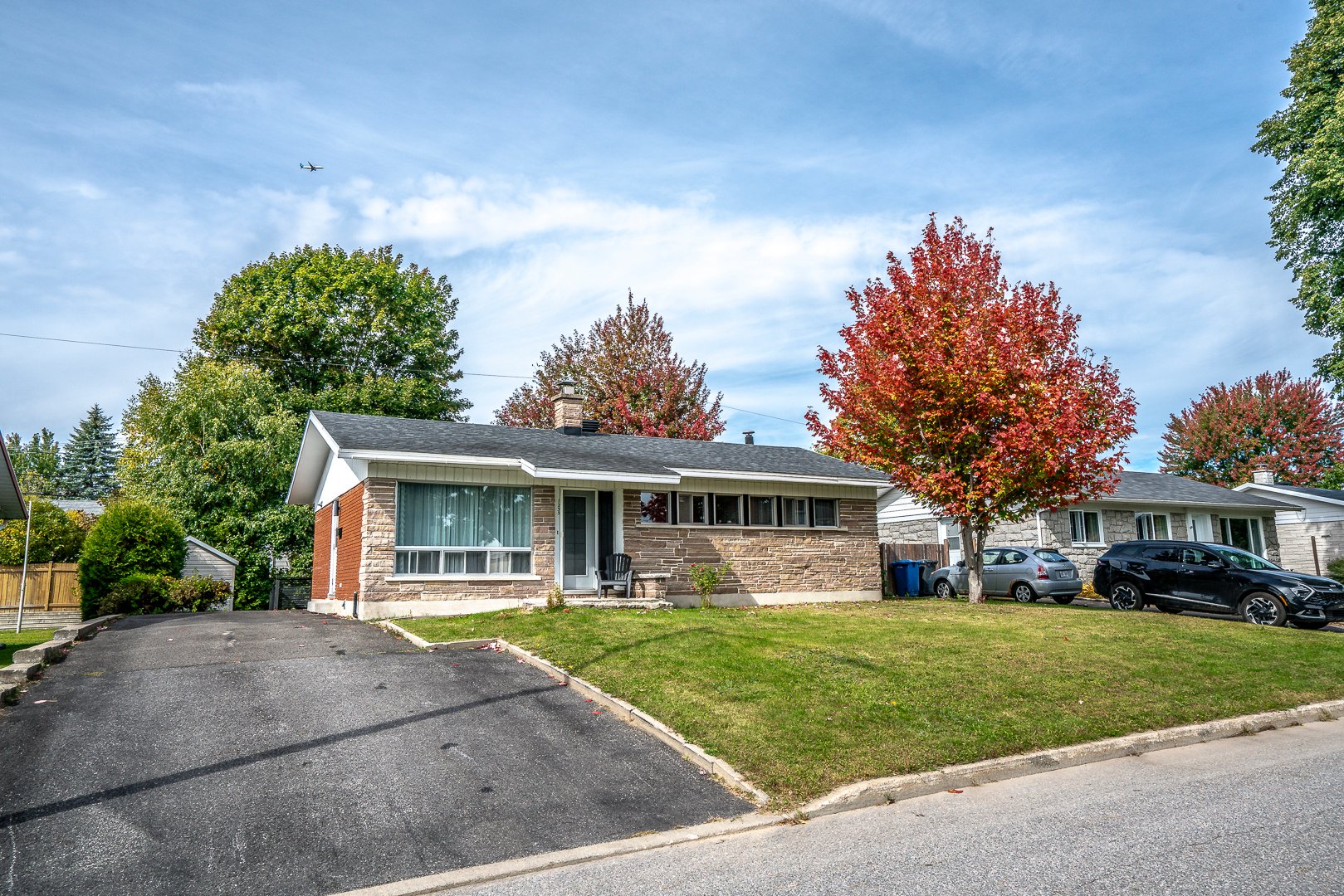 1233 Rue de la Joie